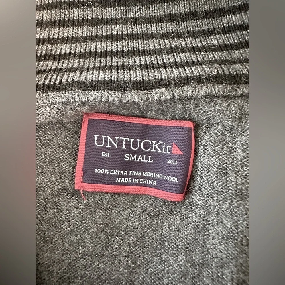 UNTUCKit Belguardo  Merino Wool Quarter -Zip Sweater Size Small